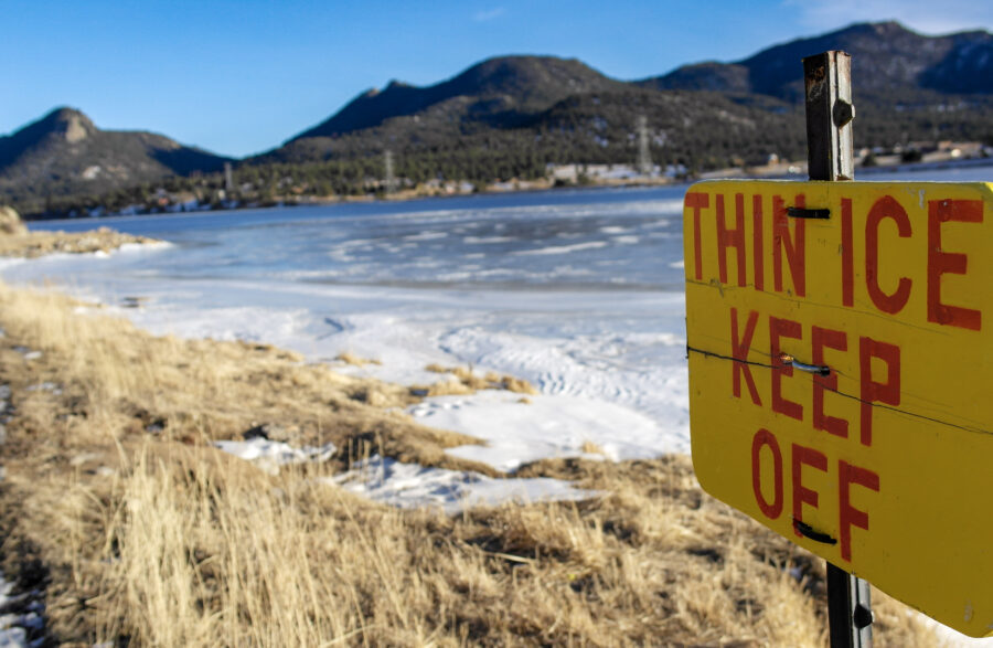 Estes Park – Lake Estes Winter – Thin Ice
